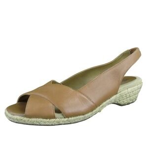 Softspots Women's  Slingback Brown Leather Sz 8 Medium‎ Gently Used 2025